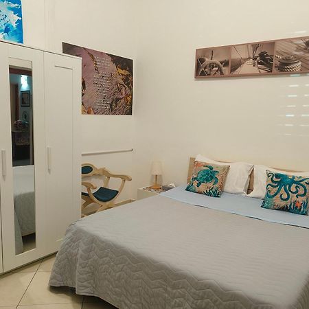 B&B Il Poeta ปาแลร์โม ภายนอก รูปภาพ