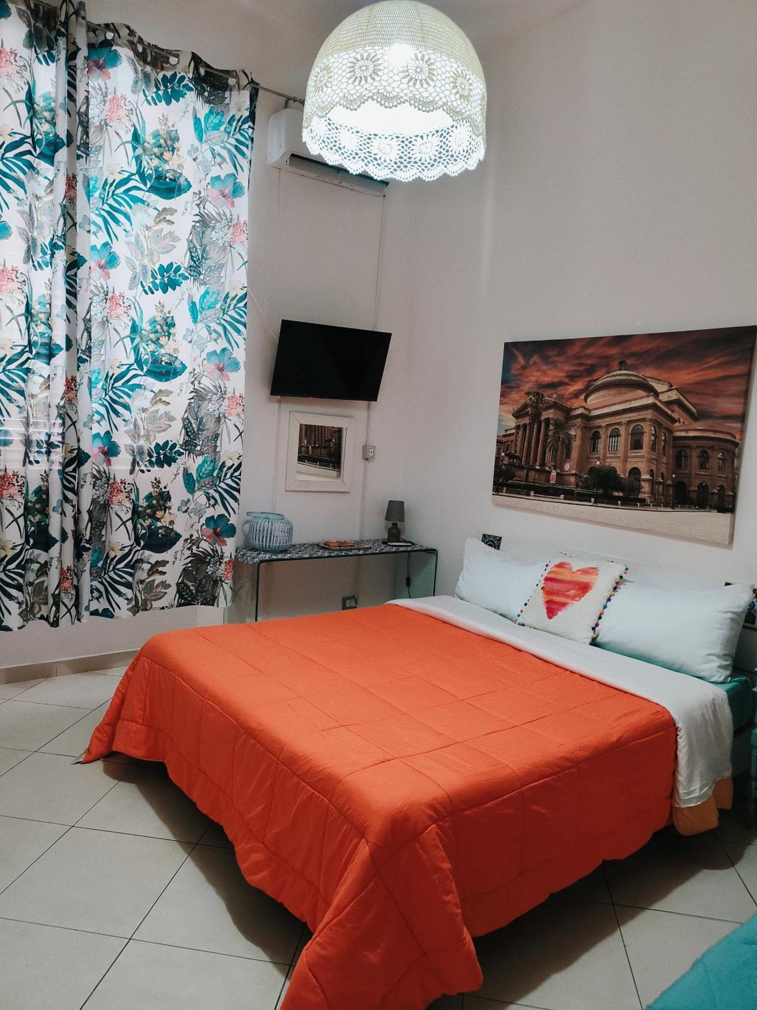 B&B Il Poeta ปาแลร์โม ภายนอก รูปภาพ